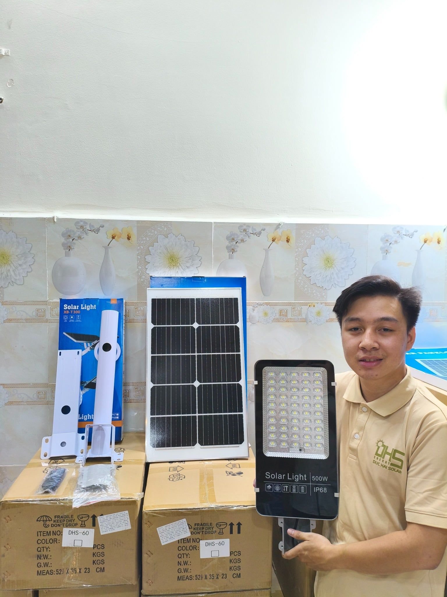 Đèn đường năng lượng mặt trời 500W (BC-500W) – chip LED 5054, pin LiFePO4 36.000mAh