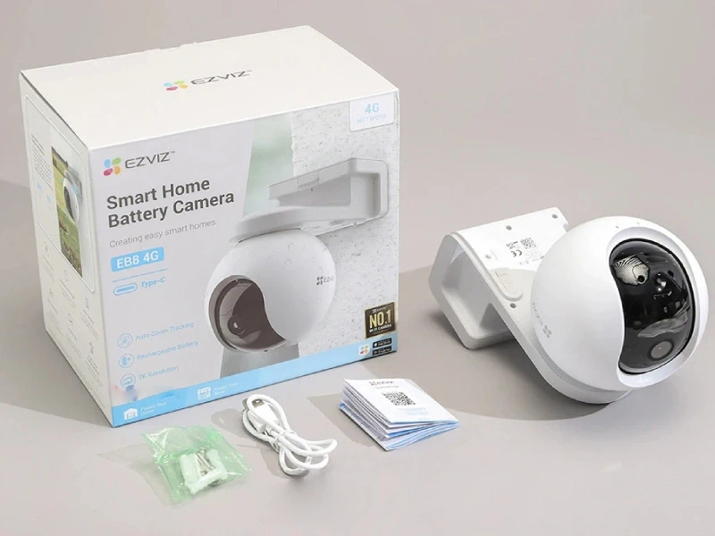 Camera pin sạc Ezviz EB8 4G 4K